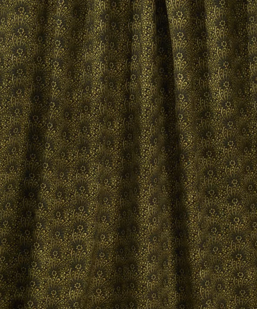 Liberty Fabrics Capello Shell Vintage Velvet In Evergreen 5 Liberty Fabrics Capello Shell Vintage Velvet In Evergreen