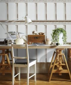 Mind The Gap Athena Moss Wallpaper