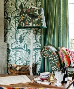 Mind The Gap Feketerigo Cone Lampshade