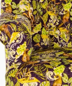 Mind The Gap Les Jardins Royaux MTG FURNITURE ST.GERMAINE TUFTED CHAIR - LA VOLIERE VELVET