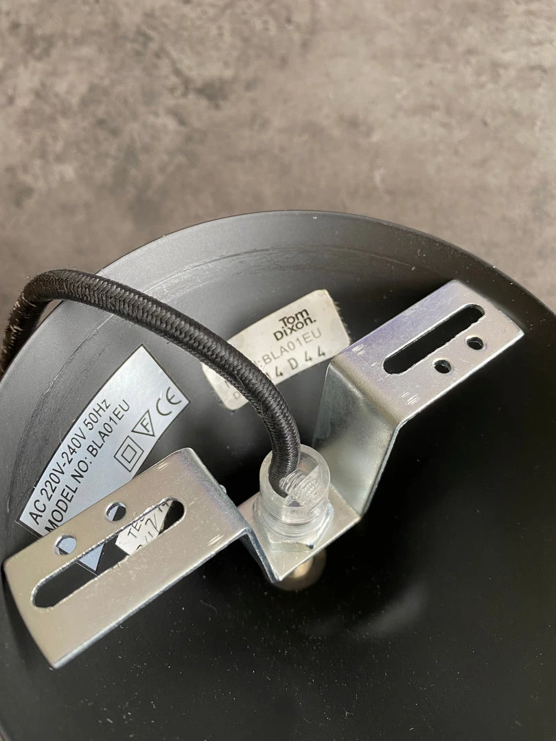 Thedesignyarduk Tom Dixon Beat Tall Ex-Display Ceiling Light 10 Thedesignyarduk Tom Dixon Beat Tall Ex-Display Ceiling Light