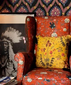 Les Jardins Royaux Mind The Gap Nomad Linen Fabric, Black Bird